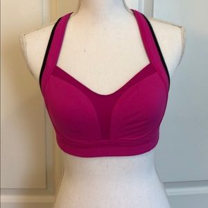 Lululemon athletica 34C sports bra Ta Ta Tamer